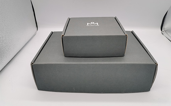 彩(cǎi)色飛機盒包裝 三層紙(zhǐ)箱飛機盒定製 彩色飛機盒包裝 三層(céng)紙箱飛機盒定製