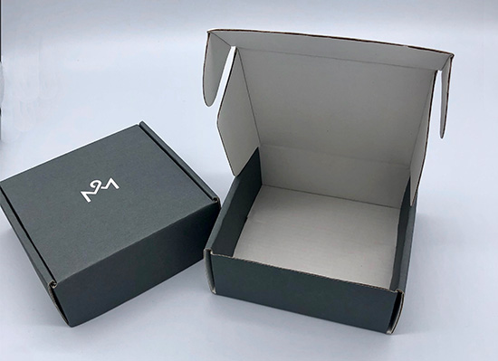 彩箱瓦楞飛機盒 飛機盒紙箱(xiāng)廠(chǎng)家定做 彩箱瓦楞飛機盒 飛機盒紙箱廠家定做